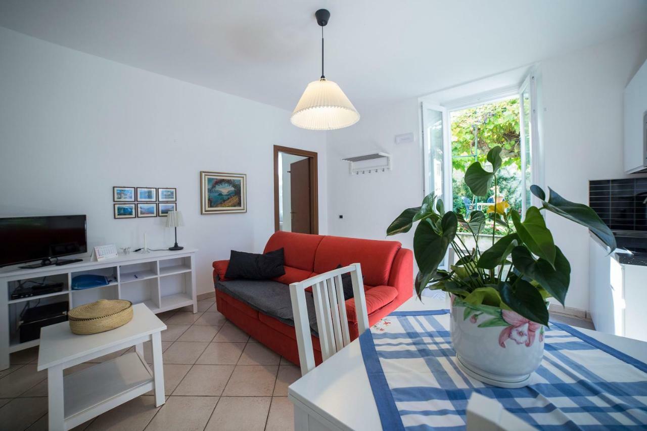 Casa Bertul Villa Lezzeno Eksteriør billede